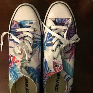 Brand new converse!